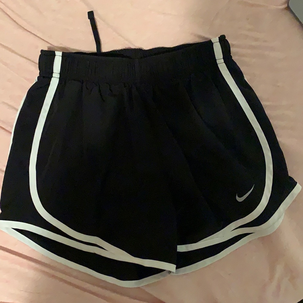 Women’s Nike Tempo Shorts